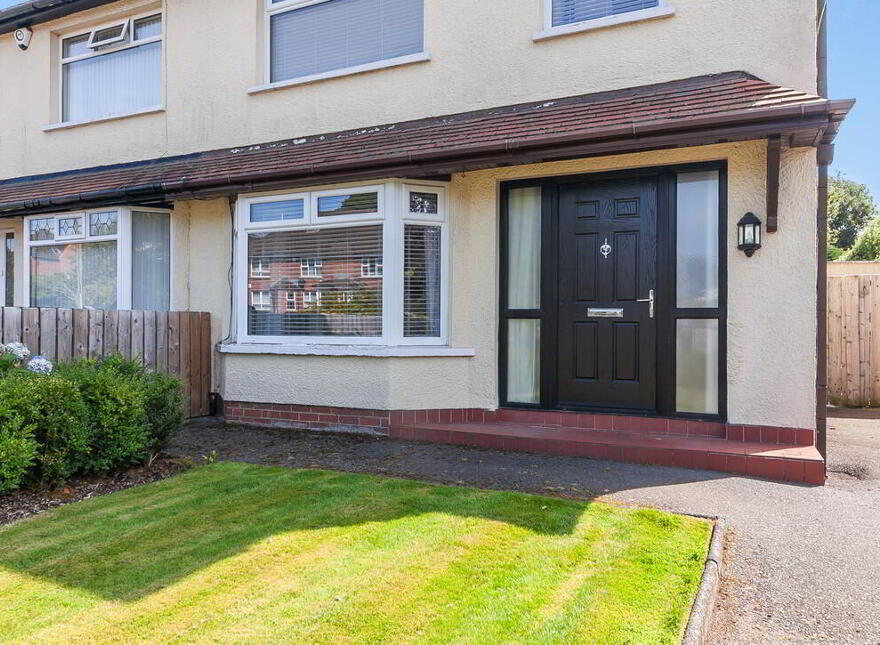 33 Kingsway Park, Belfast, BT5 7EW