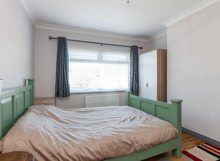 33 Kingsway Park, Belfast, BT5 7EW