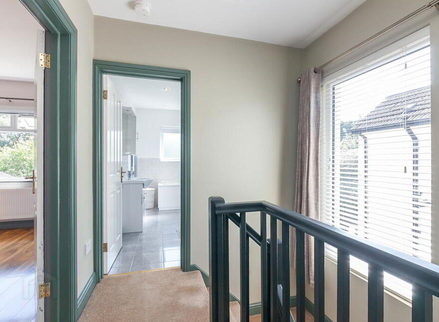 33 Kingsway Park, Belfast, BT5 7EW