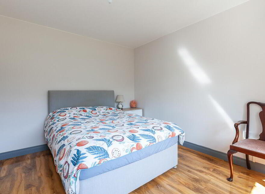 33 Kingsway Park, Belfast, BT5 7EW