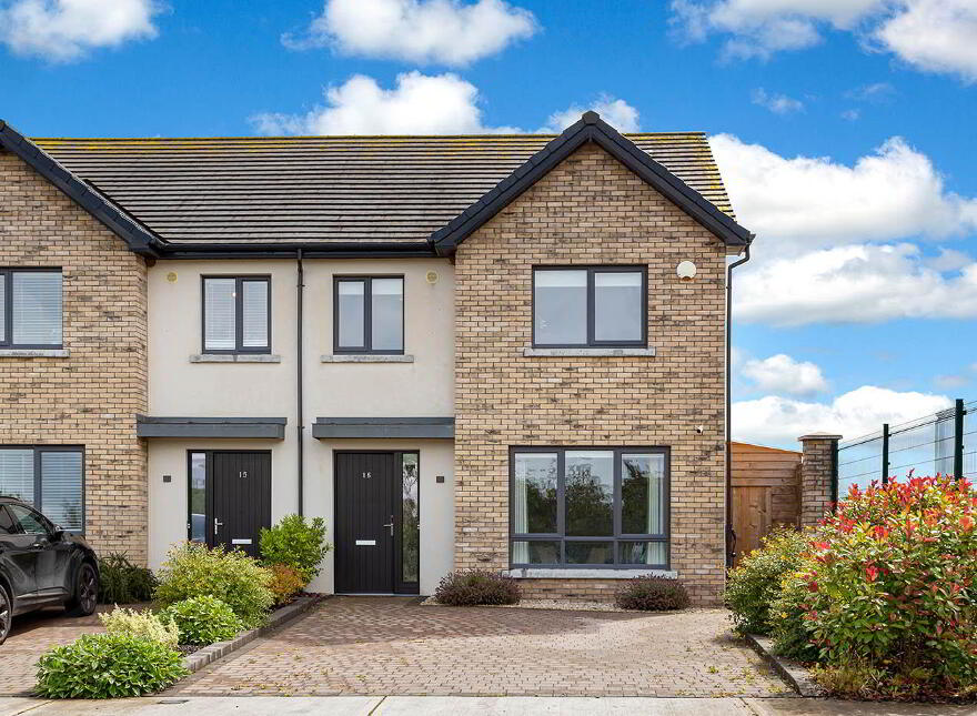 16 The Heights Oldbridge Manor Drogheda Co Meath photo