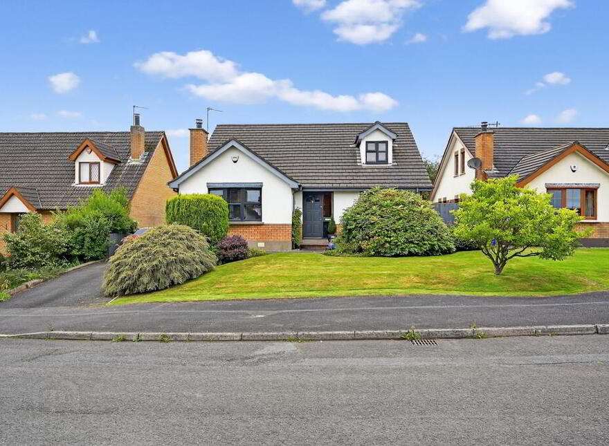 5 Manse Park, Carryduff, Belfast, BT8 8RX