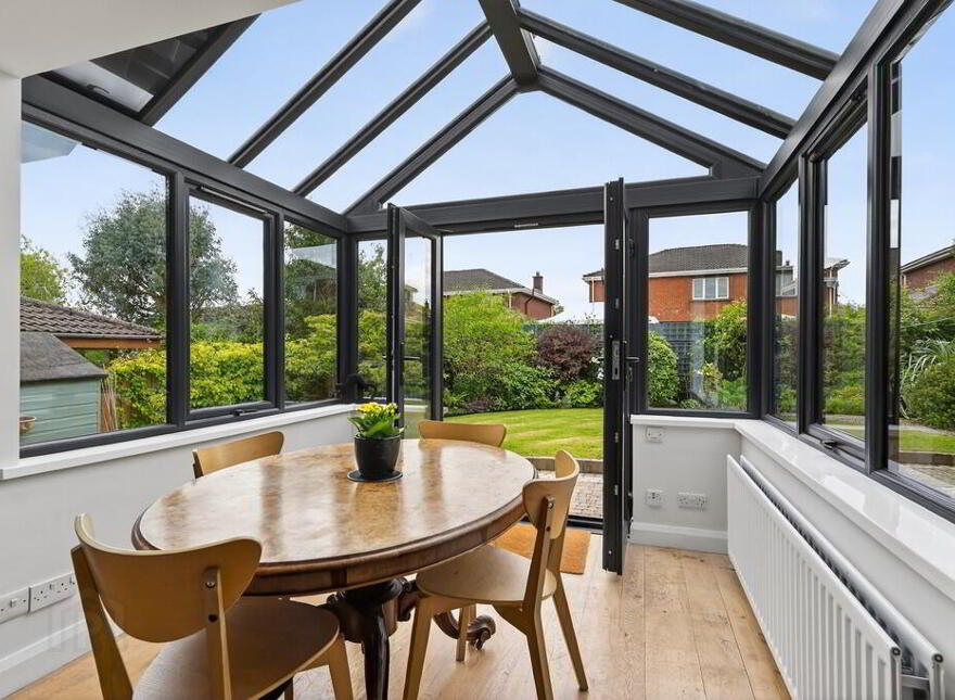 5 Manse Park, Carryduff, Belfast, BT8 8RX
