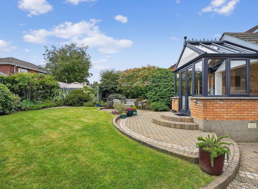 5 Manse Park, Carryduff, Belfast, BT8 8RX