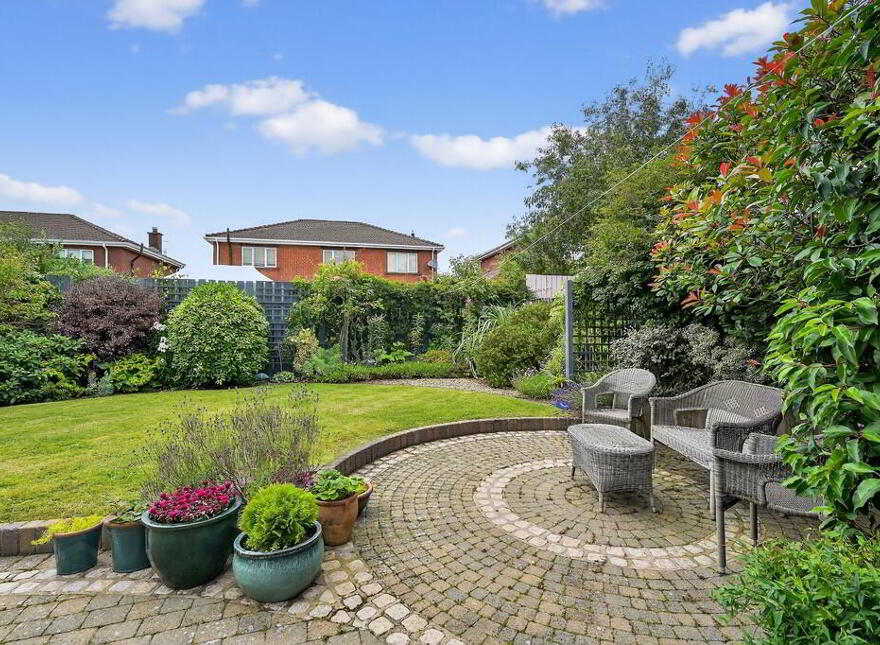 5 Manse Park, Carryduff, Belfast, BT8 8RX