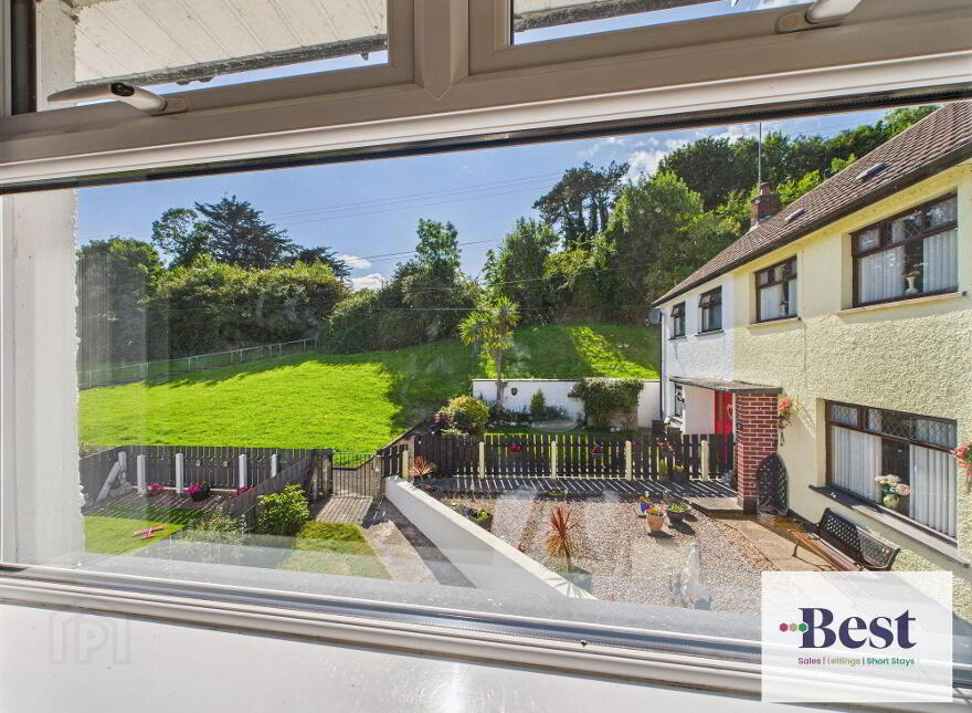 11 Channel Vista, Glenarm, Ballymena, BT44 0AG