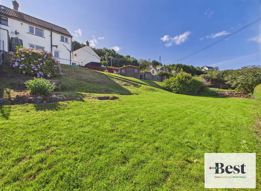11 Channel Vista, Glenarm, Ballymena, BT44 0AG
