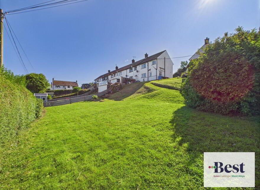 11 Channel Vista, Glenarm, Ballymena, BT44 0AG