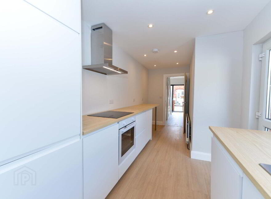 34 Aigburth Park, Belfast, BT4 1PQ