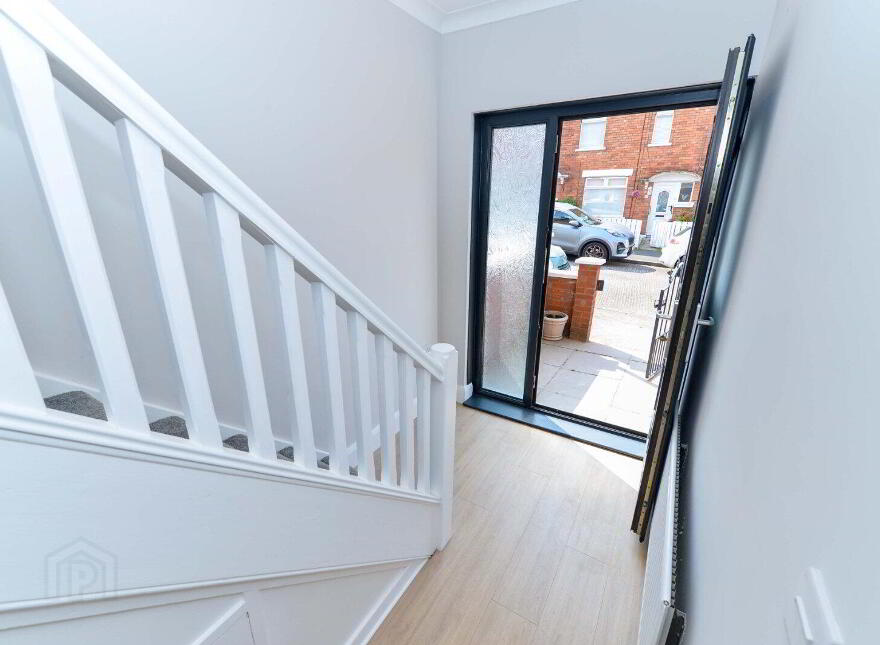 34 Aigburth Park, Belfast, BT4 1PQ