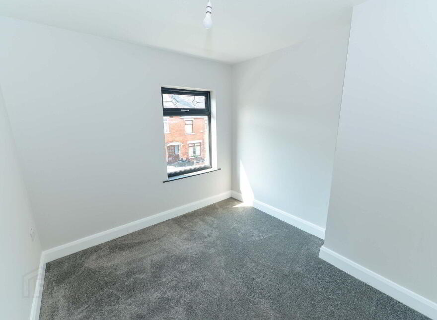 34 Aigburth Park, Belfast, BT4 1PQ