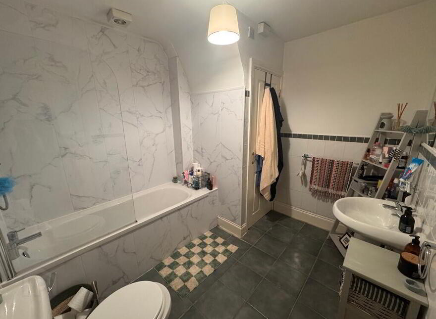 7 Drumbeg Cottages, Dunmurry, Belfast, BT17 9LY