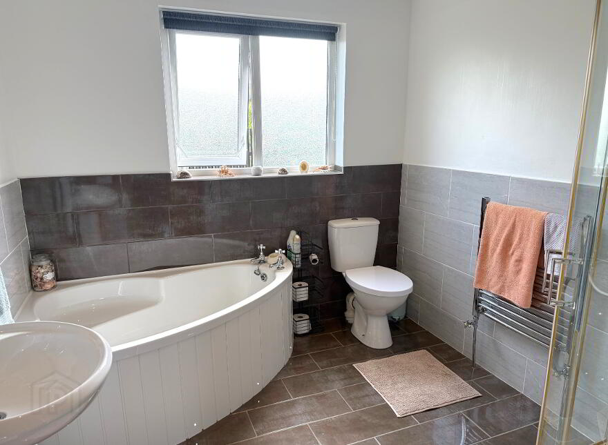 20 Carnanreagh Road, Park, Claudy, BT47 4AU