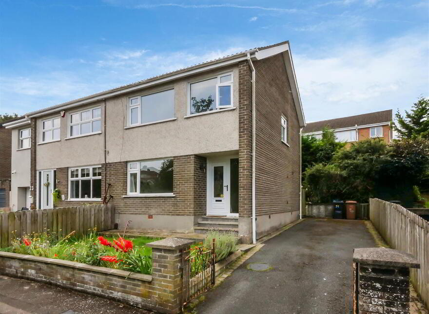 21 Burnside Park, Saintfield Road, Belfast, BT8 6HU photo