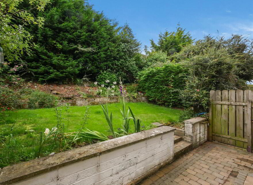 21 Burnside Park, Saintfield Road, Belfast, BT8 6HU