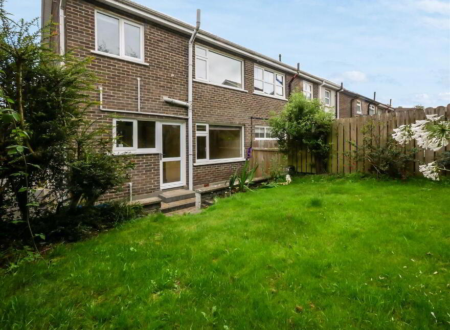 21 Burnside Park, Saintfield Road, Belfast, BT8 6HU