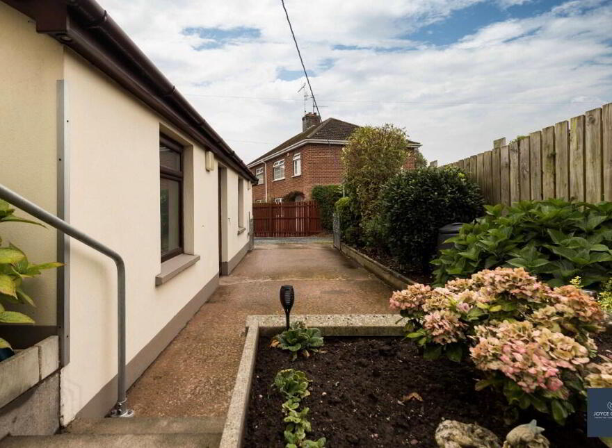 107 Brownstown Road, Portadown, BT62 3PZ
