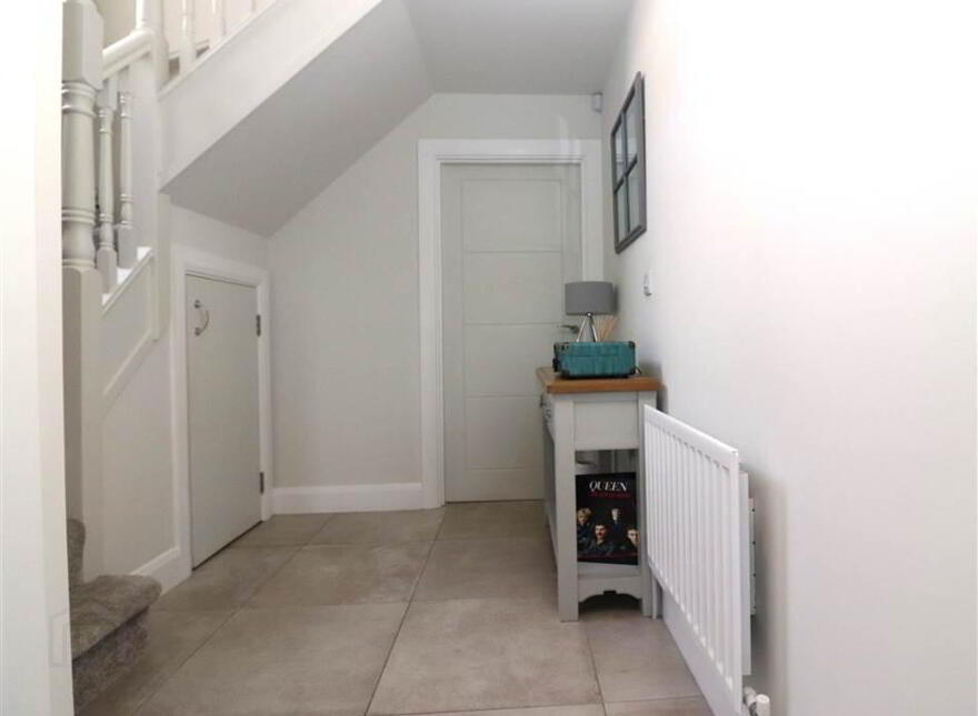 15 Woodbrook Grove, Ballinderry Road, Lisburn, BT28 0AA