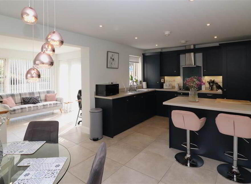 15 Woodbrook Grove, Ballinderry Road, Lisburn, BT28 0AA