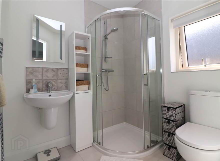 15 Woodbrook Grove, Ballinderry Road, Lisburn, BT28 0AA