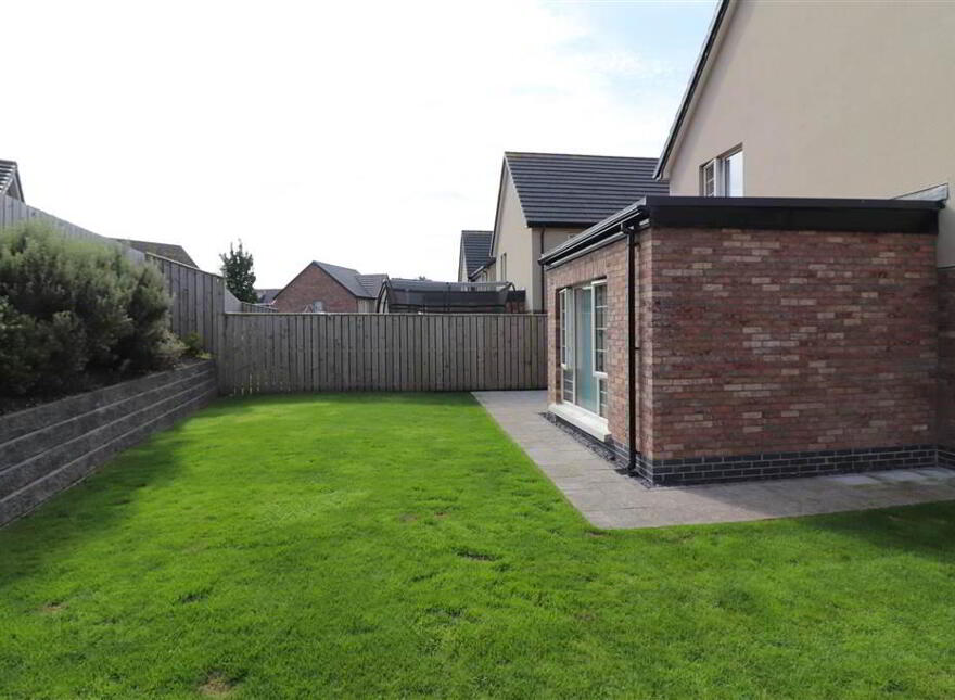 15 Woodbrook Grove, Ballinderry Road, Lisburn, BT28 0AA