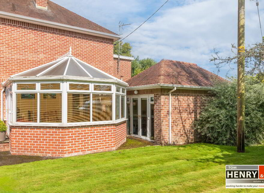 Molesworth House, 30 Molesworth Road, Cookstown, BT80 8NR