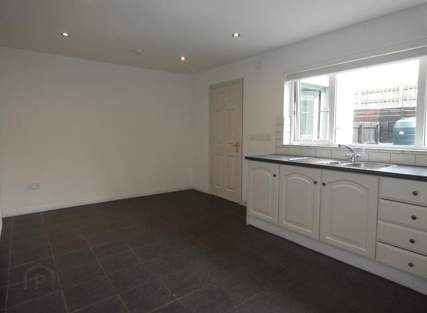 37 Knockbrcken Court, Coleraine, BT52 1WS