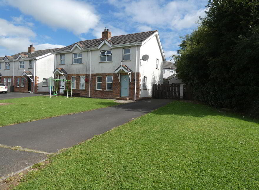 37 Knockbrcken Court, Coleraine, BT52 1WS