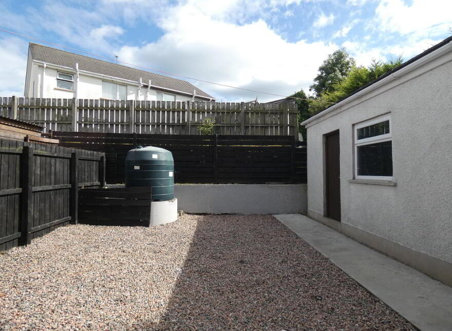 37 Knockbrcken Court, Coleraine, BT52 1WS