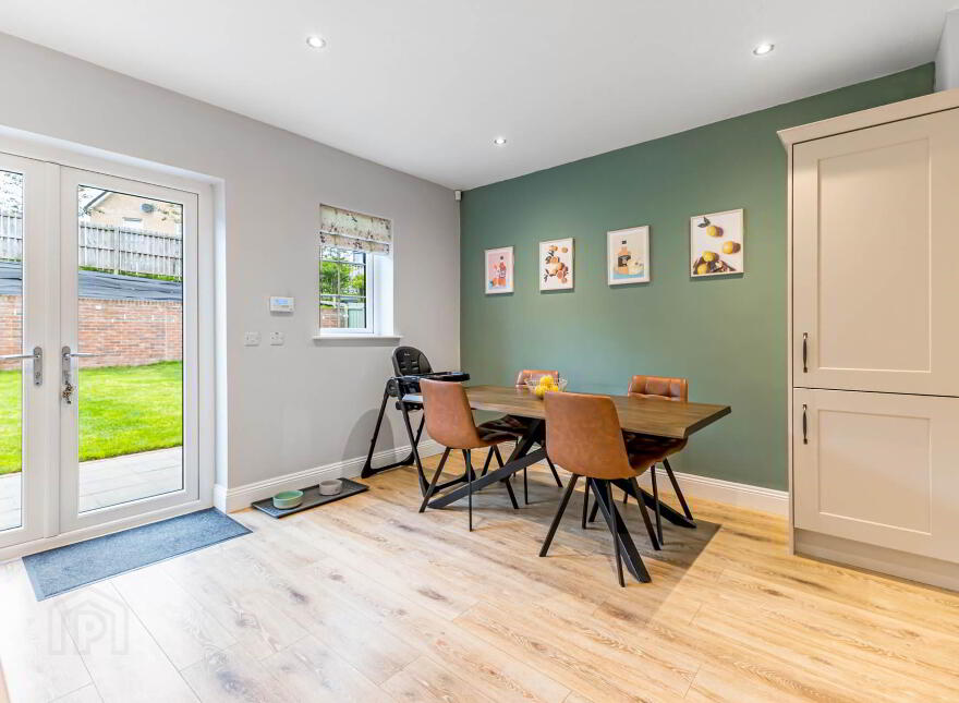16 Sir Richard Wallace Crescent, Lisburn, BT28 3HZ