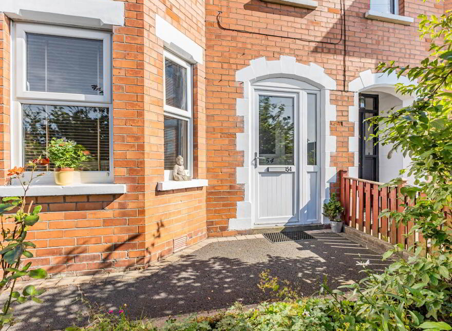 54 Ladas Drive, Belfast, BT6 9FT