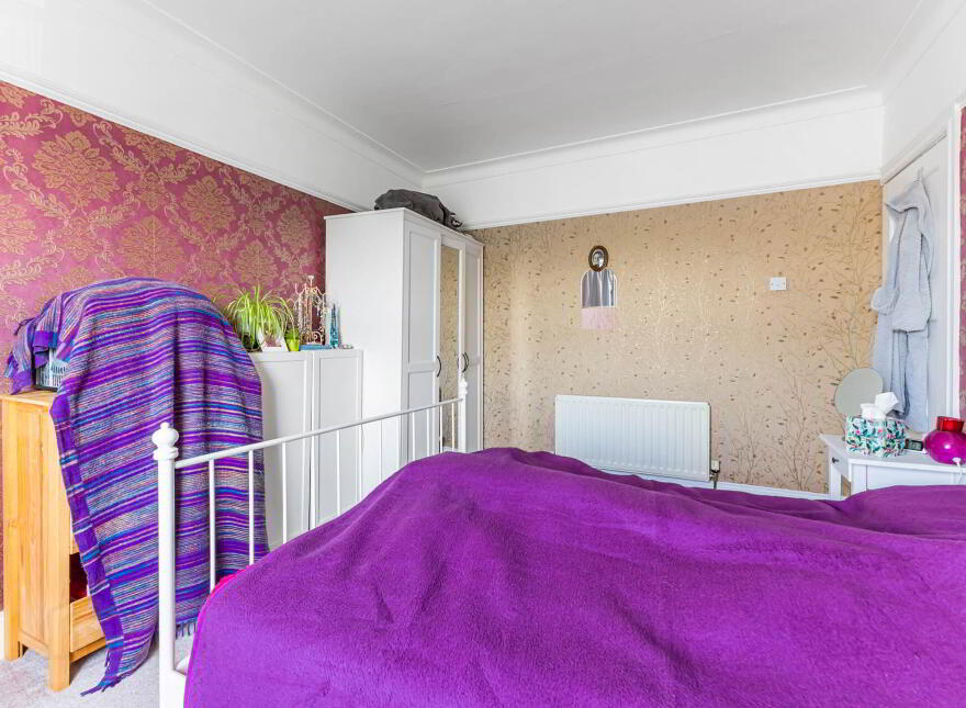 54 Ladas Drive, Belfast, BT6 9FT
