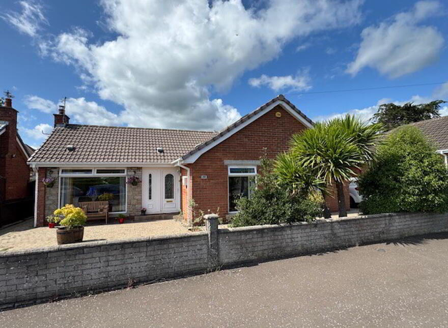 38 Craigowen Road, Carrickfergus, BT38 7NE