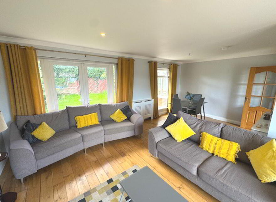 38 Craigowen Road, Carrickfergus, BT38 7NE