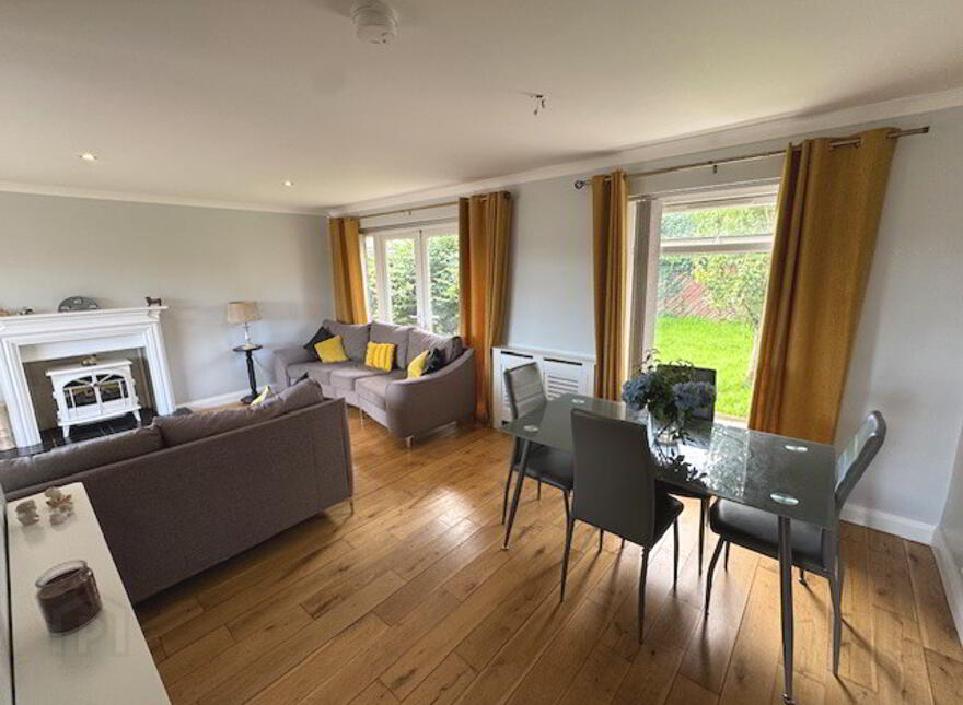 38 Craigowen Road, Carrickfergus, BT38 7NE