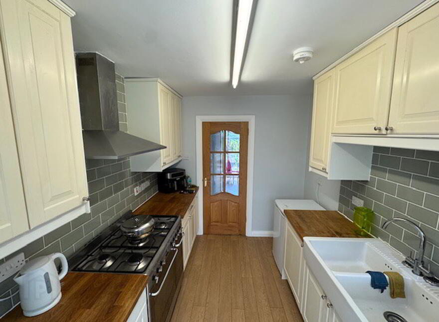 38 Craigowen Road, Carrickfergus, BT38 7NE