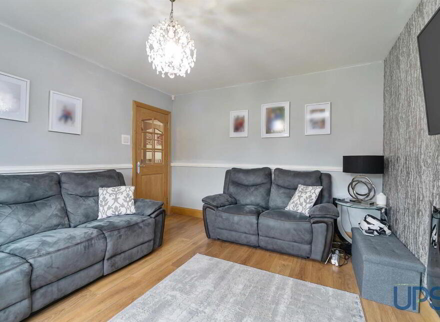 42c Cloona Park, Dunmurry, Belfast, BT17 0HQ