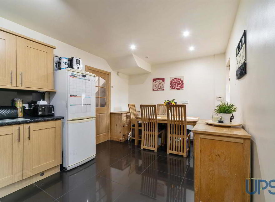 42c Cloona Park, Dunmurry, Belfast, BT17 0HQ