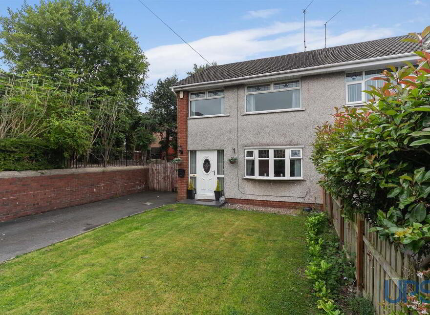 42c Cloona Park, Dunmurry, Belfast, BT17 0HQ