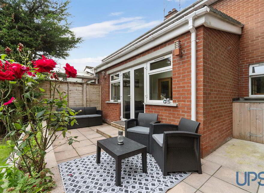 42c Cloona Park, Dunmurry, Belfast, BT17 0HQ