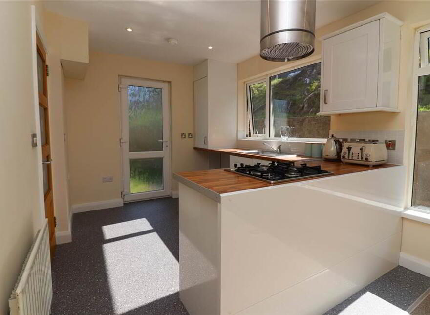1 Colin View, Queensway, Derriaghy, Belfast, BT17 9JD
