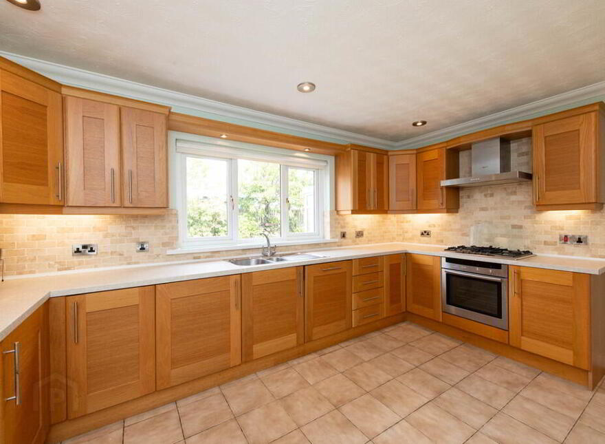 10 Farm Lodge Road, Greenisland, Carrickfergus, BT38 8XH