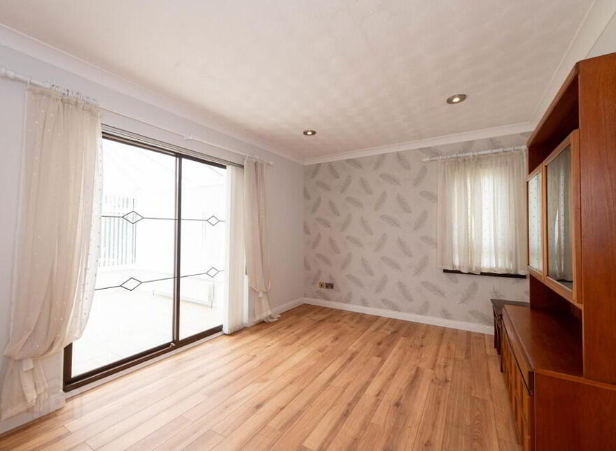 10 Farm Lodge Road, Greenisland, Carrickfergus, BT38 8XH
