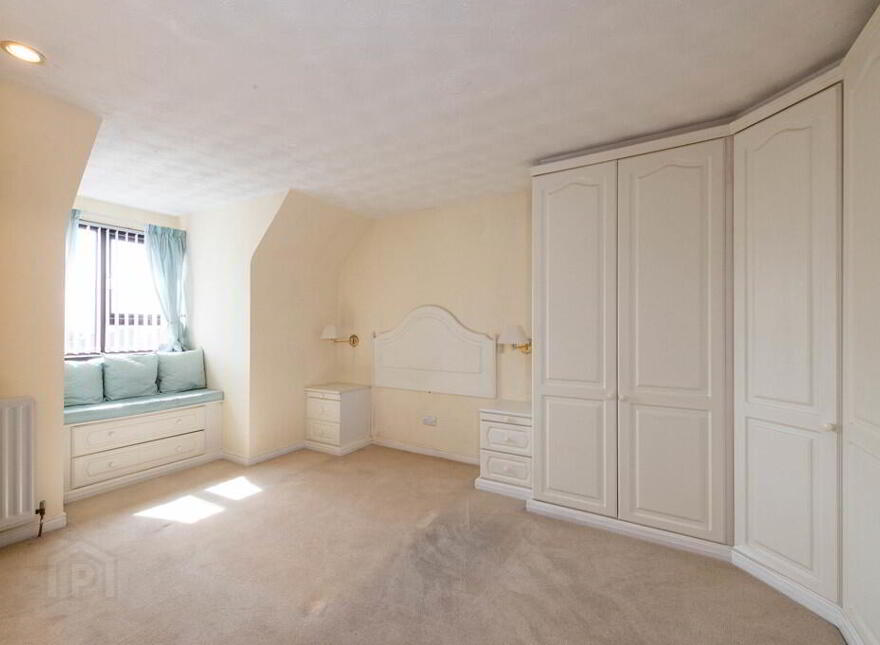 10 Farm Lodge Road, Greenisland, Carrickfergus, BT38 8XH
