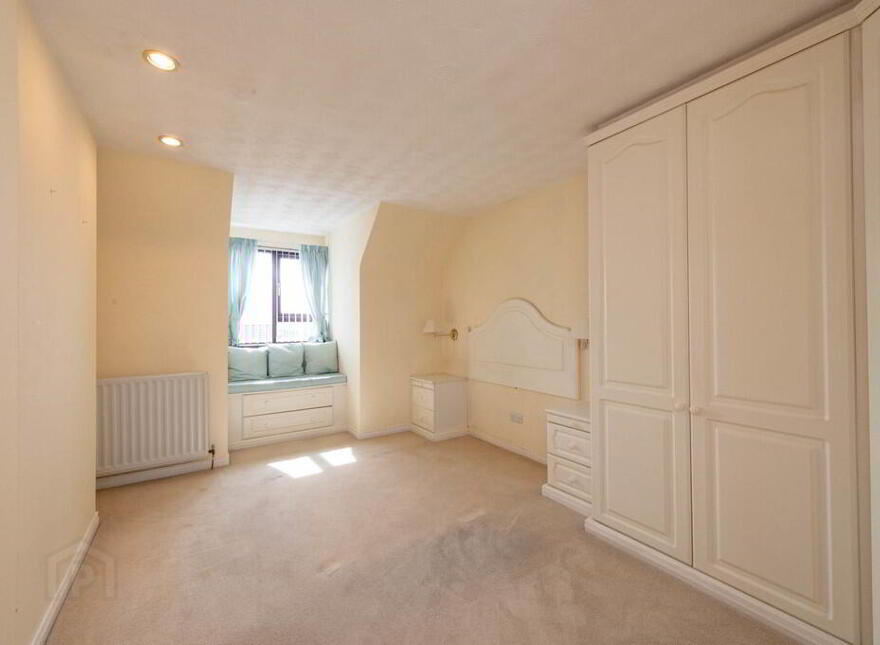 10 Farm Lodge Road, Greenisland, Carrickfergus, BT38 8XH