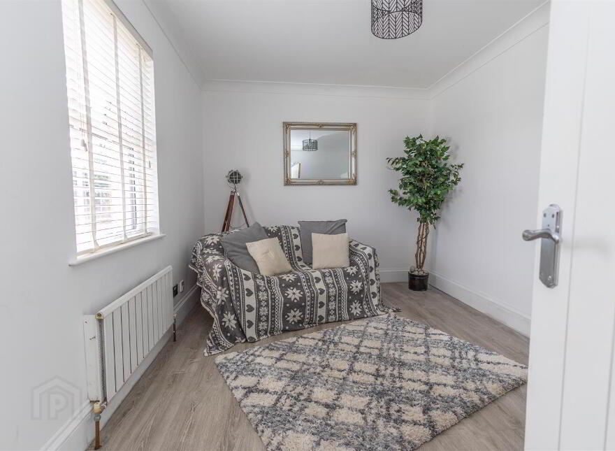 76 Bryansford Road, Cabra, Newry, BT34 5HB
