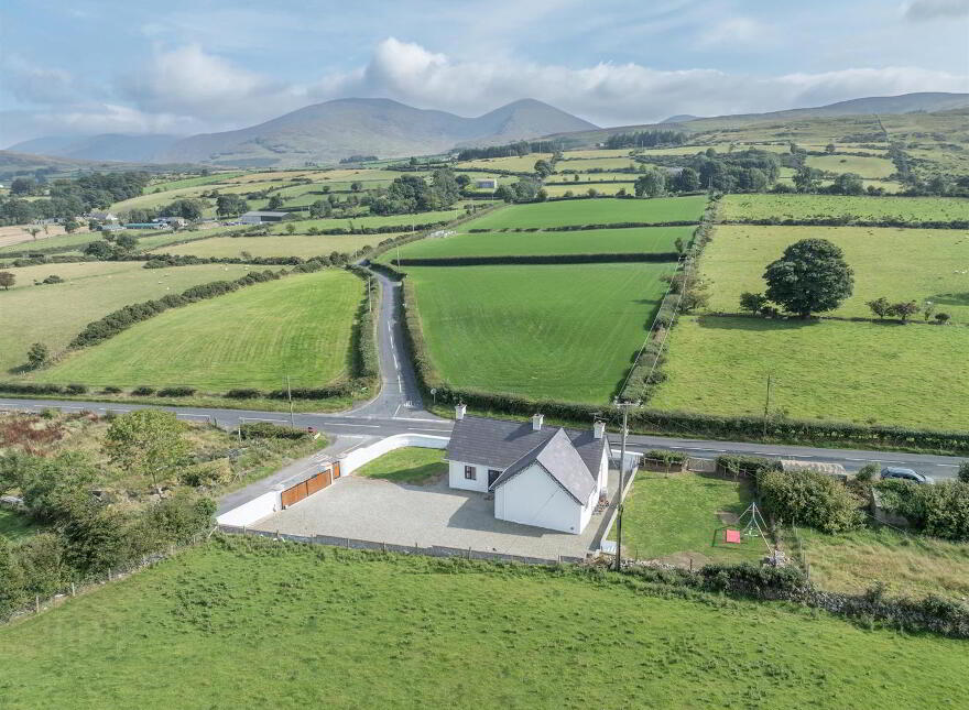 76 Bryansford Road, Cabra, Newry, BT34 5HB