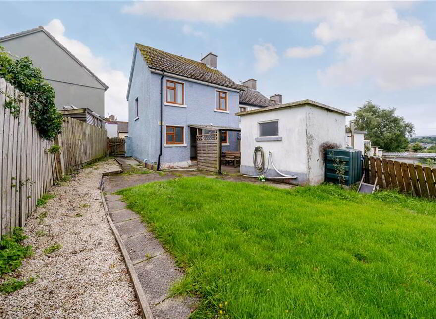 22 Fr Angelus Park, Westport, F28FA33