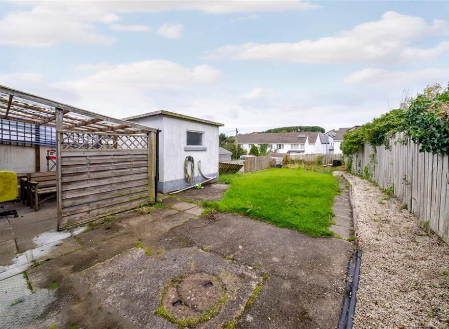 22 Fr Angelus Park, Westport, F28FA33