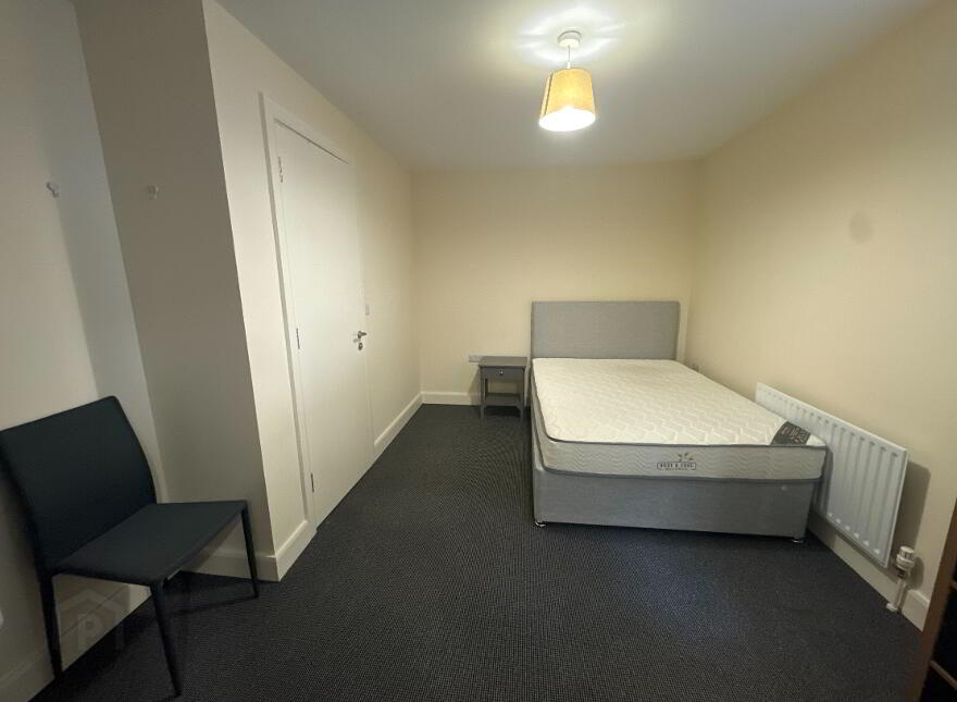 810 College Court Central, 56 King Street, Belfast, BT1 6BZ